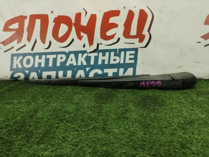 Дворник двери багажника Mitsubishi Outlander 8253A129 GG2W 4B11