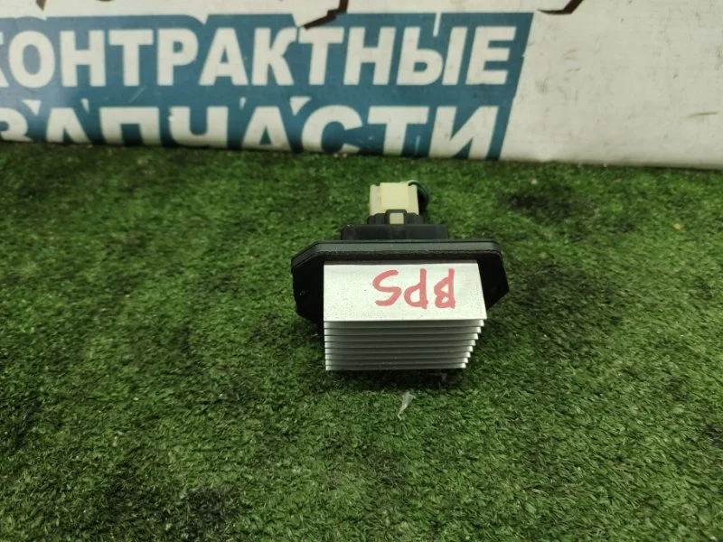 Реостат печки Subaru Legacy 73533AG000 BP5 EJ203