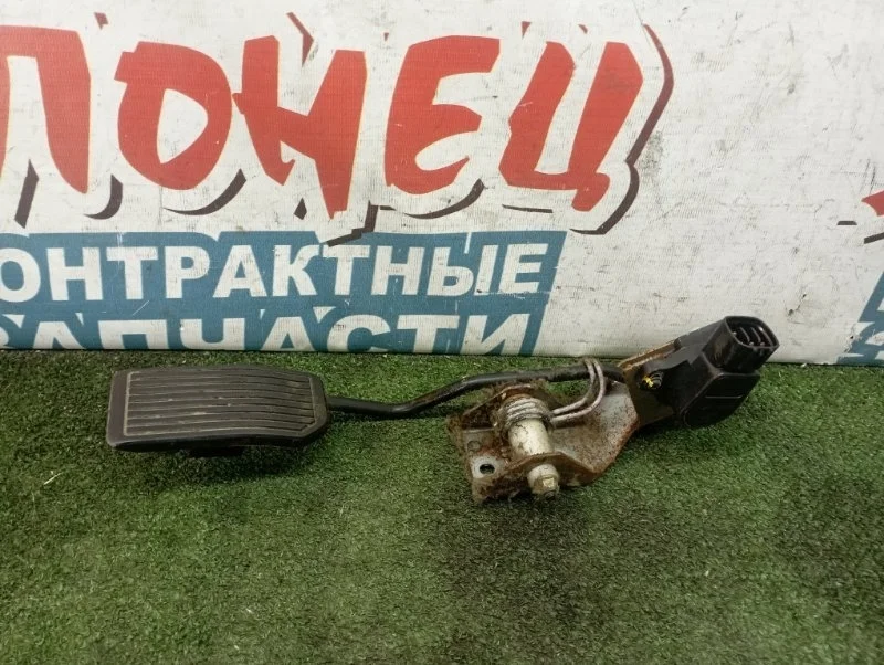Педаль газа Nissan Sunny 18919AM810 FB15 QG15DE