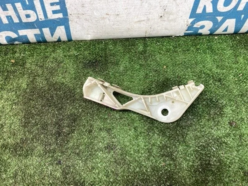 Крепление бампера Mazda Atenza GJ6A50E11C GY3W L3VE, переднее правое