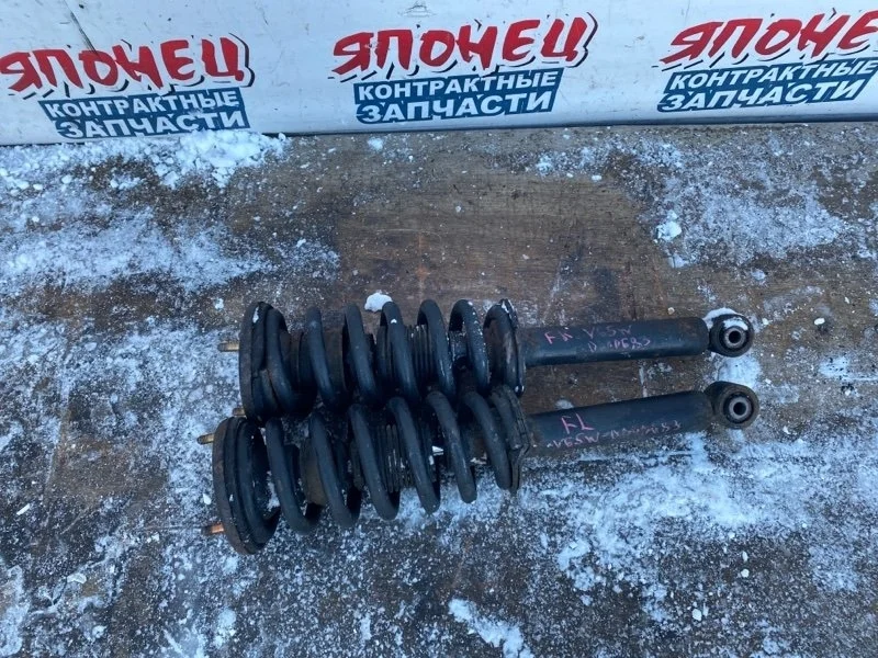Стойка Mitsubishi Pajero MR510423 V65W 6G74, передняя