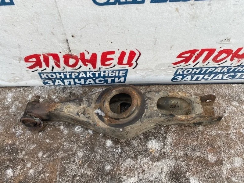 Рычаг нижний Mitsubishi Pajero MR418558 V65W 6G74, задний