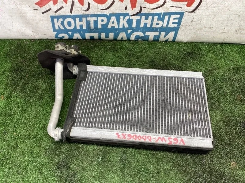 Радиатор печки Mitsubishi Pajero MR500659 V65W 6G74