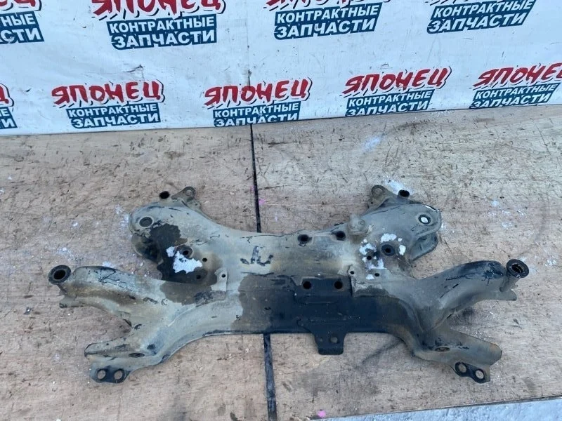 Балка Toyota Prius 5120112441 ZVW30 2ZR-FXE, передняя