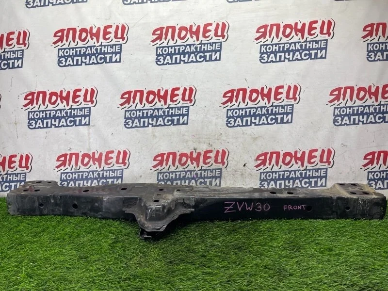 Балка Toyota Prius 5710447020 ZVW30 2ZR-FXE, передняя