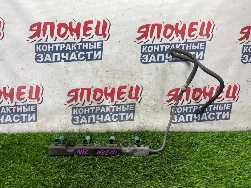 Форсунка Toyota Corolla Spacio 2325021020 NZE121 1NZ-FE
