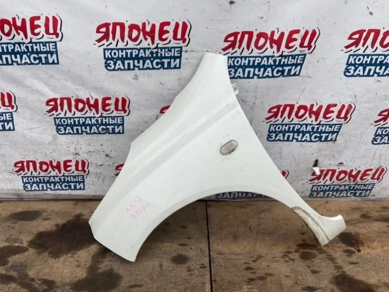 Крыло Nissan March 63101AX030 AK12 CR12DE, переднее левое