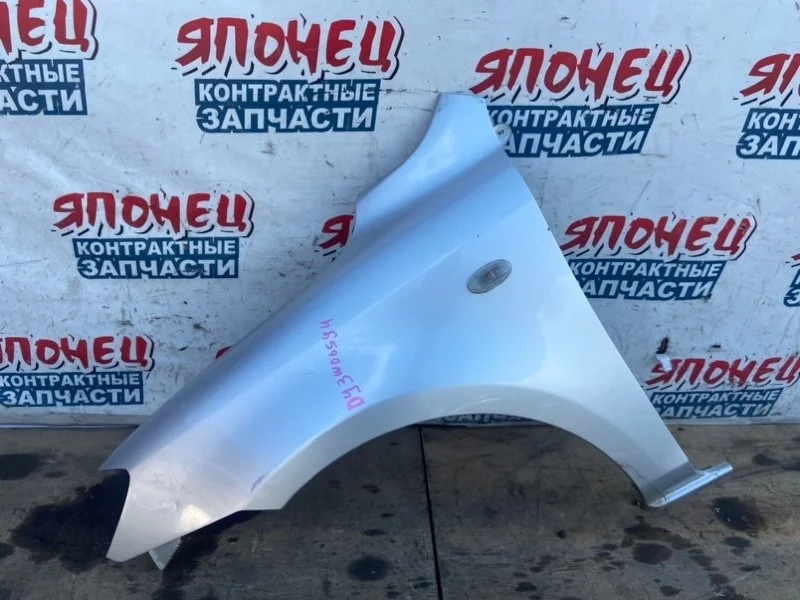Крыло Mazda Demio D35052211E DY3W ZJVE, переднее левое
