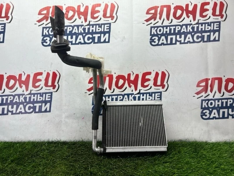 Радиатор печки Toyota Alphard 8710728220 MNH15 1MZ-FE