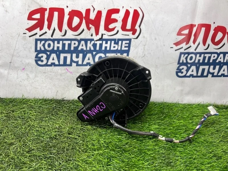 Мотор печки Toyota Vellfire 8710333100 ANH20 2AZ-FE