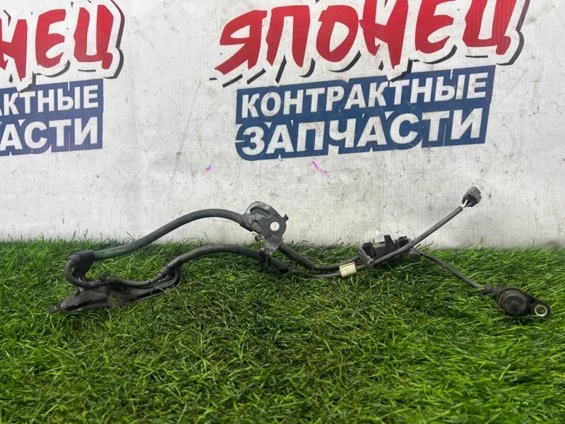 Датчик abs Toyota Camry 8954233090 ACV40 2AZ-FE, передний правый