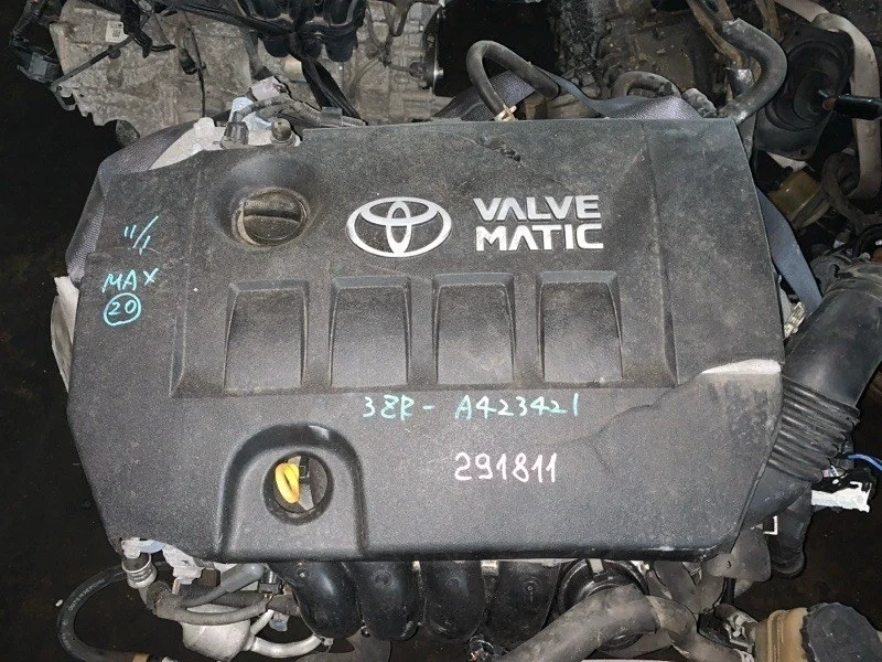 Двигатель Toyota Noah 1900037362 ZRR75 3ZR-FAE