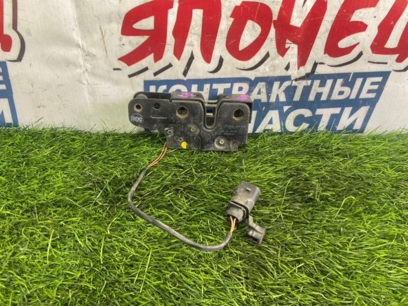 Замок капота Audi Q7 4L0823509 4LB BHK