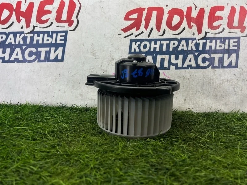 Мотор печки Toyota Wish 8710320150 ZNE10 1ZZ-FE
