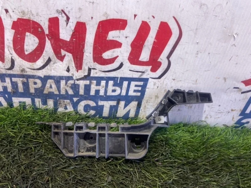 Крепление бампера Honda Accord 71193SEA003 CL7 K20A, переднее правое