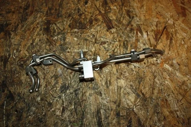 Трубка топливная Audi A8 Ii Q7 079127503L 4LB BVJ