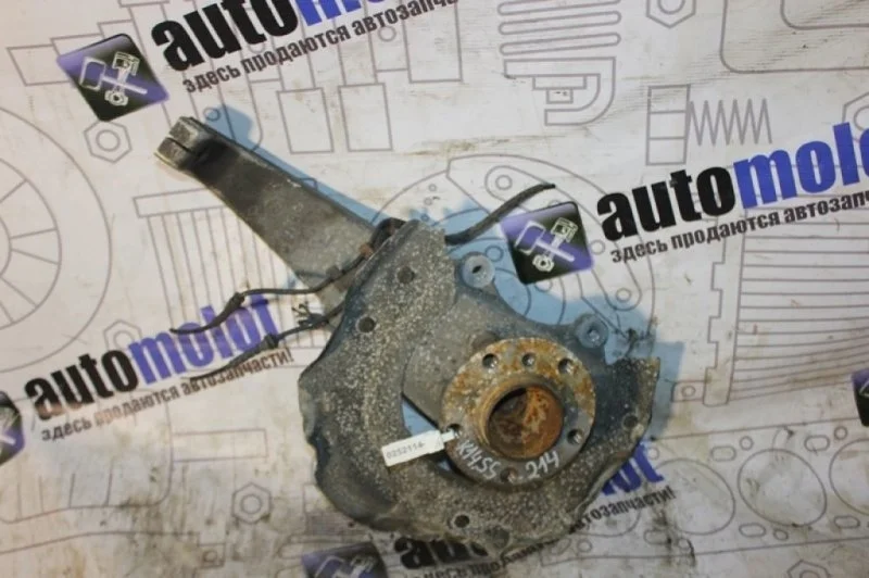 Кулак поворотный передний левый Bmw 5-Series 31216775769 F10