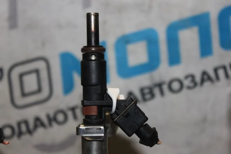 Форсунка топливная Bmw 1-Series 13537561277 E87 N45