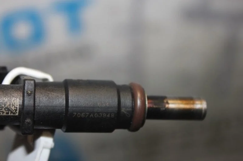 Форсунка топливная Bmw 1-Series 13537531634 E60 N52