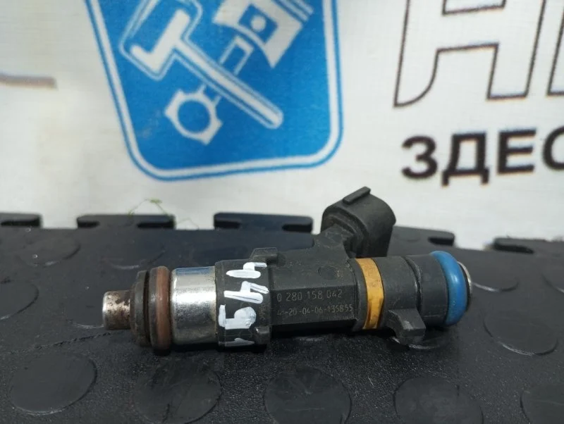 Форсунка топливная Nissan Murano 16600CD700 Z50 VQ35