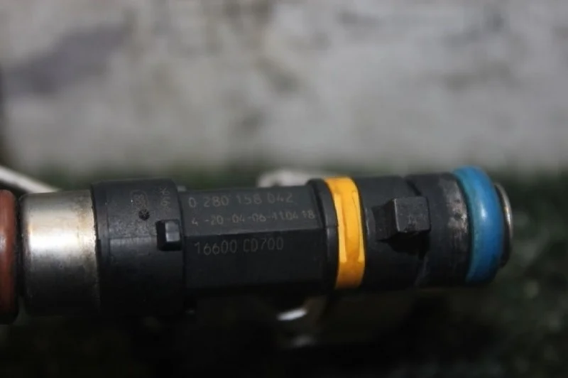 Форсунка топливная Nissan Murano 16600CD700 Z50 VQ35