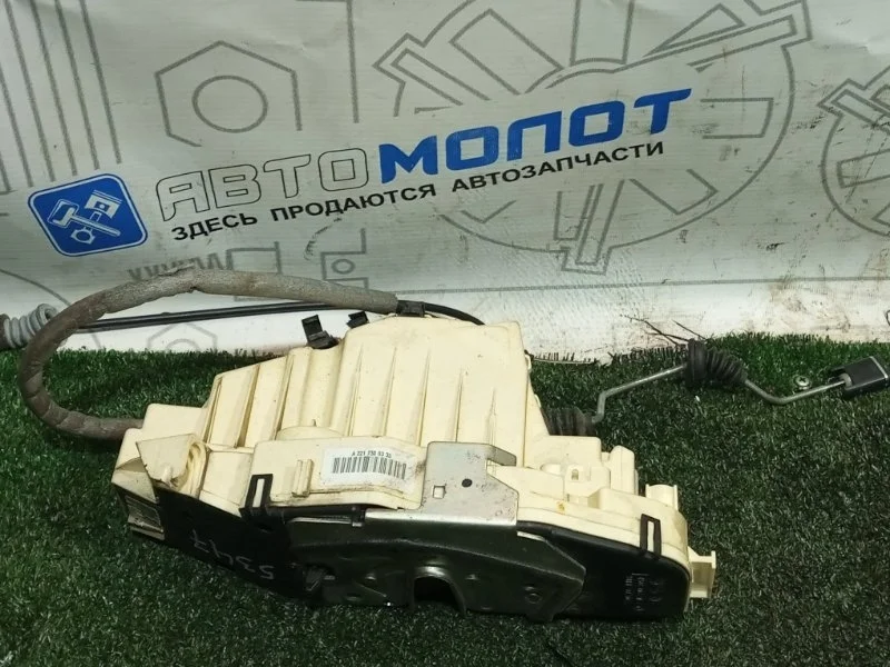 Замок двери задней левой Mercedes-Benz S-Class A2217300335 W221