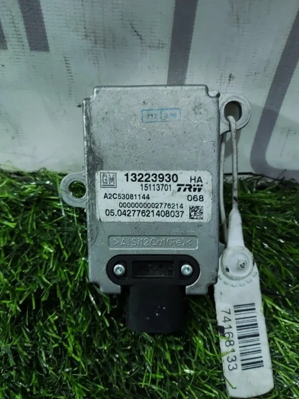 Датчик ускорения (ESP) Saab 9-3 Ii 13223930 YS3F