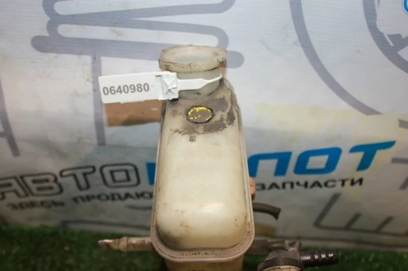 Цилиндр тормозной главный Ssangyong New Actyon 4854034100 C200