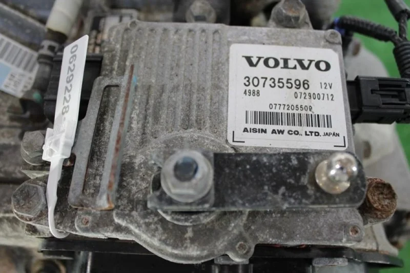 Блок управления АКПП Volvo S60 30735596 B5244S