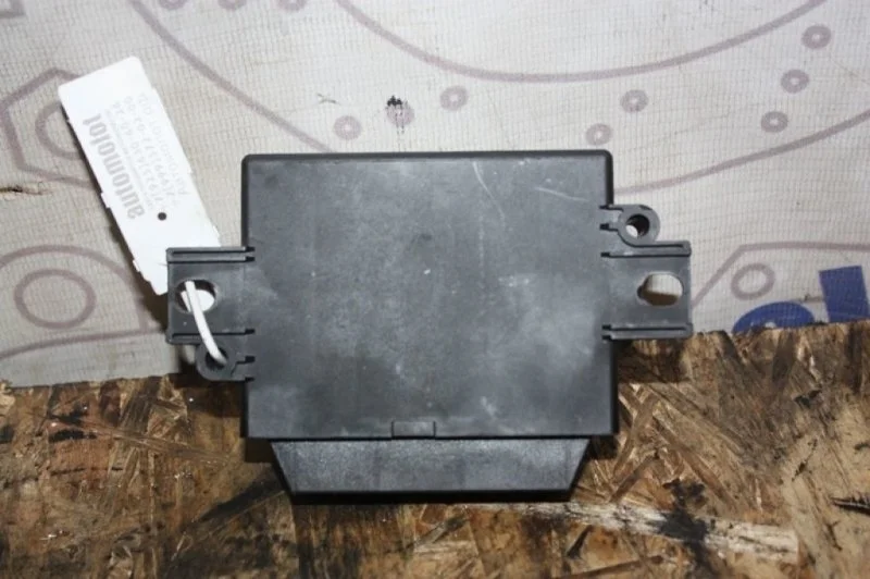 Блок управления парктроником Volvo S80 Ii 30682548 DZ31