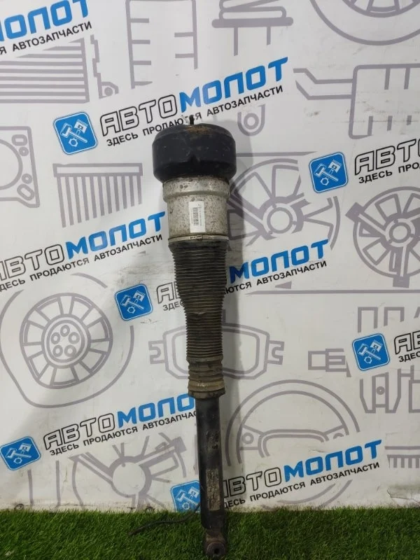 Стойка задняя правая Mercedes-Benz S-Class 2008 A2213203613 W221 642.930