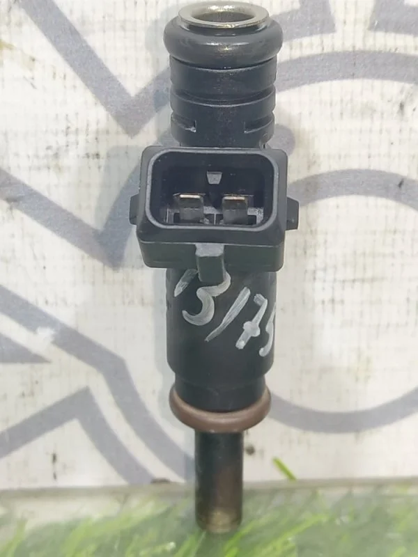 Форсунка топливная Bmw 1-Series 3-Series X3 13537561277 E87 E46 E90 E91 E83 E60 E61 N45 N46 N45B16A N46B18A N46B20B N46B20C