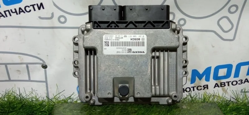 Блок управления двигателем Volvo S60 2 31331540 FS45 FS48 B4164T