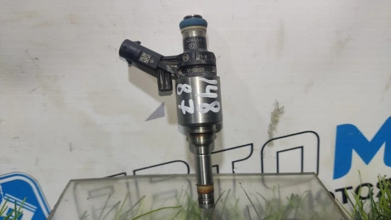 Форсунка топливная Audi Volkswagen A3 2 A4 4 A5 1 Tt Golf Passat 06H906036H 8PA 8P7 8P1 8K2 8K5 B8 8TA 8F7 8T3 8J9 8J3 3C2 362 365 A32 A42 5K1 CDAA CABB CCUA CDHB CDHA CABA CDHA BZB BYT