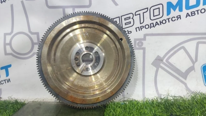 Маховик Volvo V40 31325433 MV B4164T