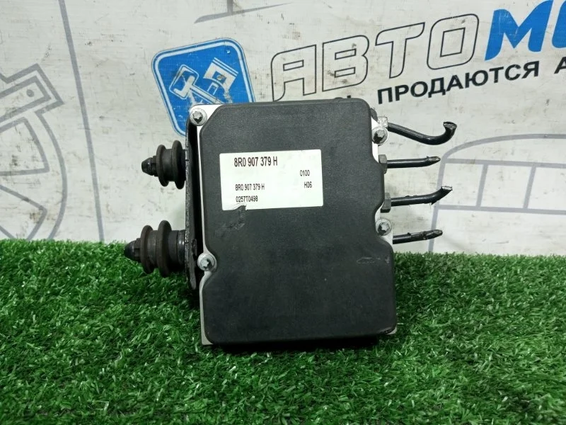 Блок ABS (насос) Audi Q5 8R0907379H 8R CDN