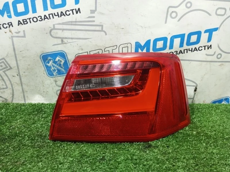 Фонарь задний правый Audi A6 4G5945096A C7 CHV