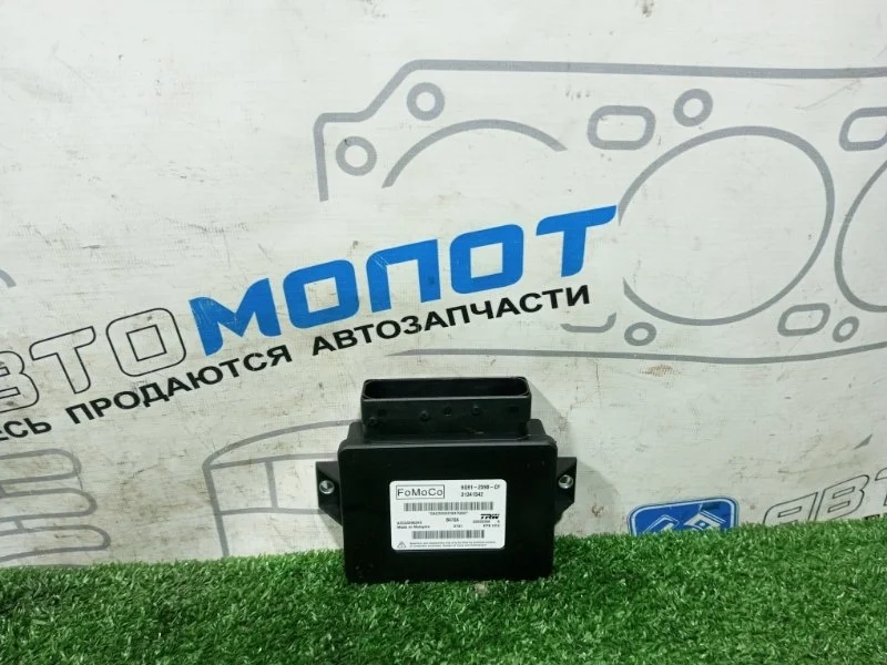 Блок управления стояночным тормозом Volvo Xc60 31341542 B4204T7