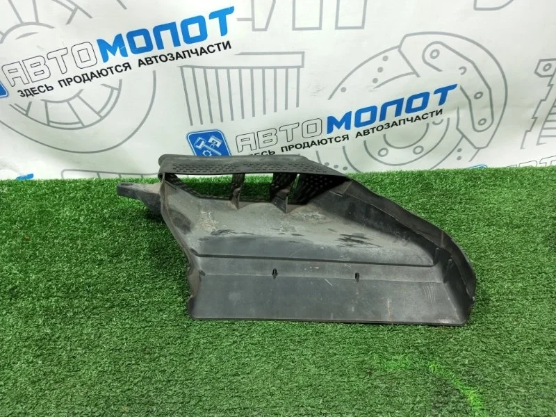 Воздухозаборник Audi A4 8K0129618 B8 CDH