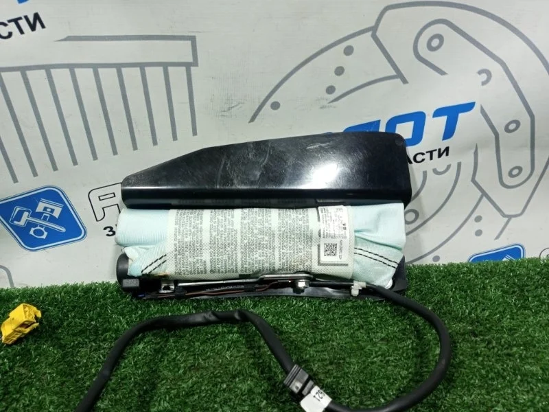 Подушка безопасности боковая Audi A6 Avant 4G8880242B C7 CHV, правая