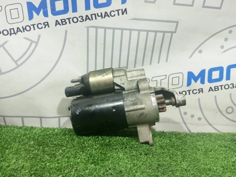 Стартер Audi A4 06D911021B B8 CDH