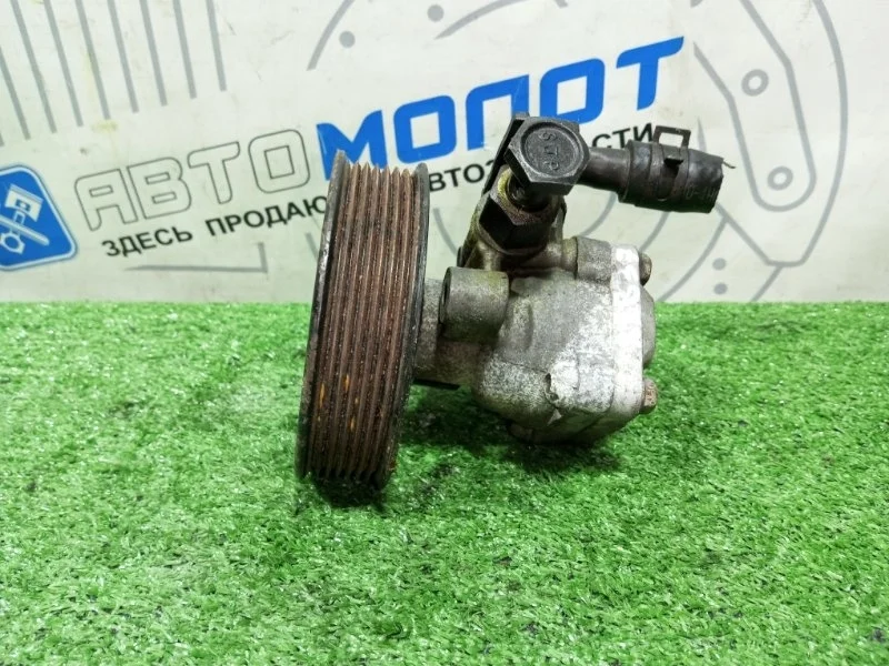 Насос гидроусилителя руля Hyundai Grand Starex H1 571004H000 D4CB VGT 174Л.С