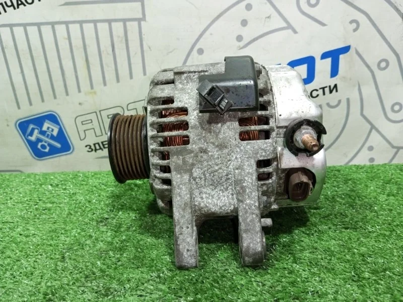 Генератор Hyundai Grand Starex H1 373004A310 D4CB VGT 174Л.С