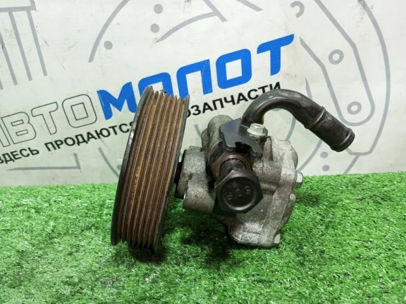 Насос гидроусилителя руля Hyundai Grand Starex H1 571004H000 D4CB VGT 174Л.С