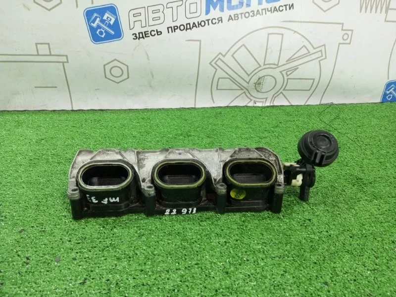 Топливная рампа Audi A6 06E133340D C7 CGW