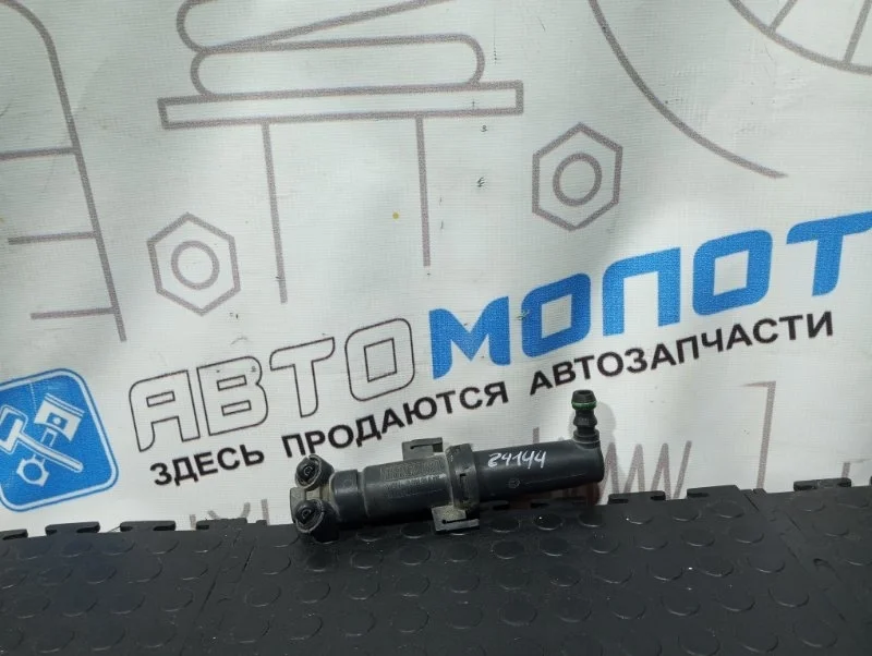 Форсунка омывателя фары Audi Q5 8R0955101 8R CDN, левая