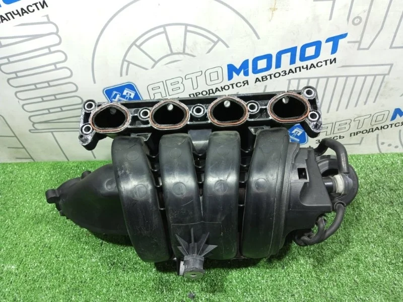 Коллектор впускной Chevrolet Cruze 55565816 J300 F18D4