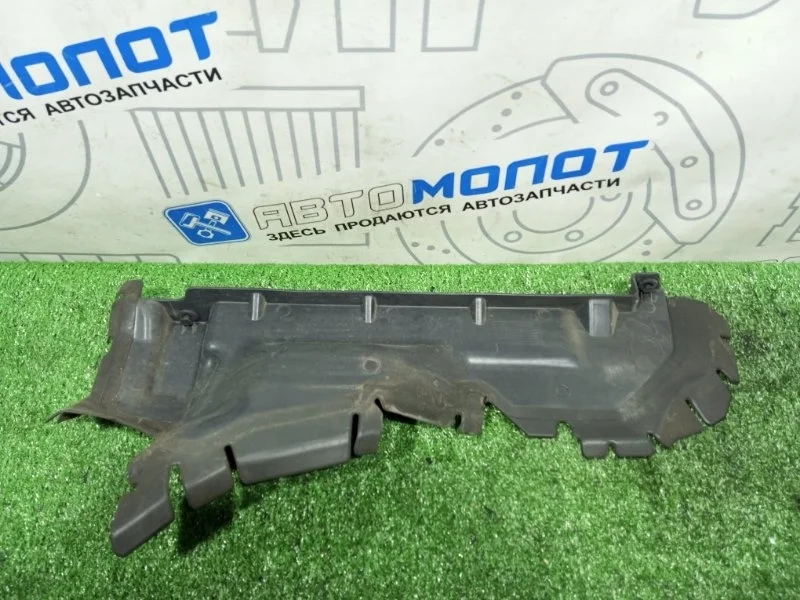 Дефлектор радиатора Peugeot 308 Sw 9680361880 4A/C 5F02