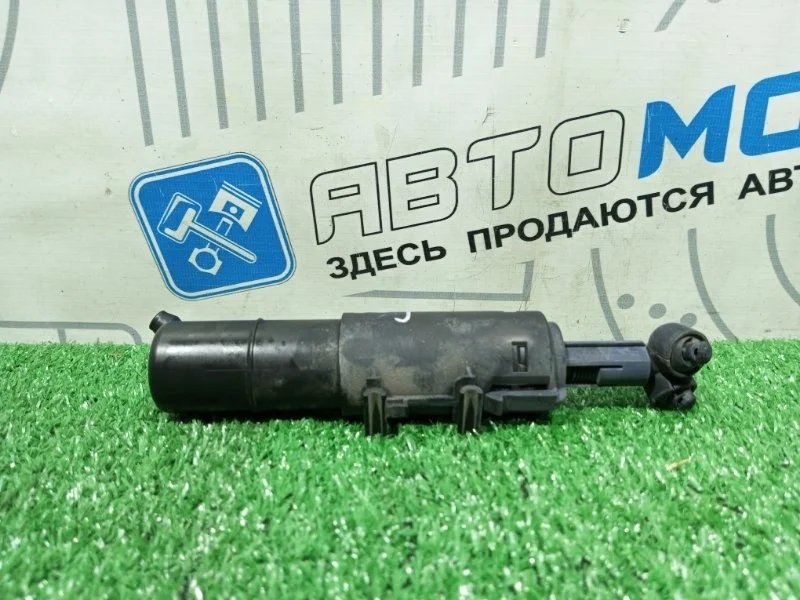 Форсунка омывателя фары Mercedes-Benz C-Class A2048602747 W204 271860, левая