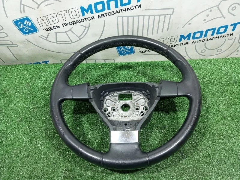 Руль Volkswagen Tiguan 1T0419091 5N1 CAW